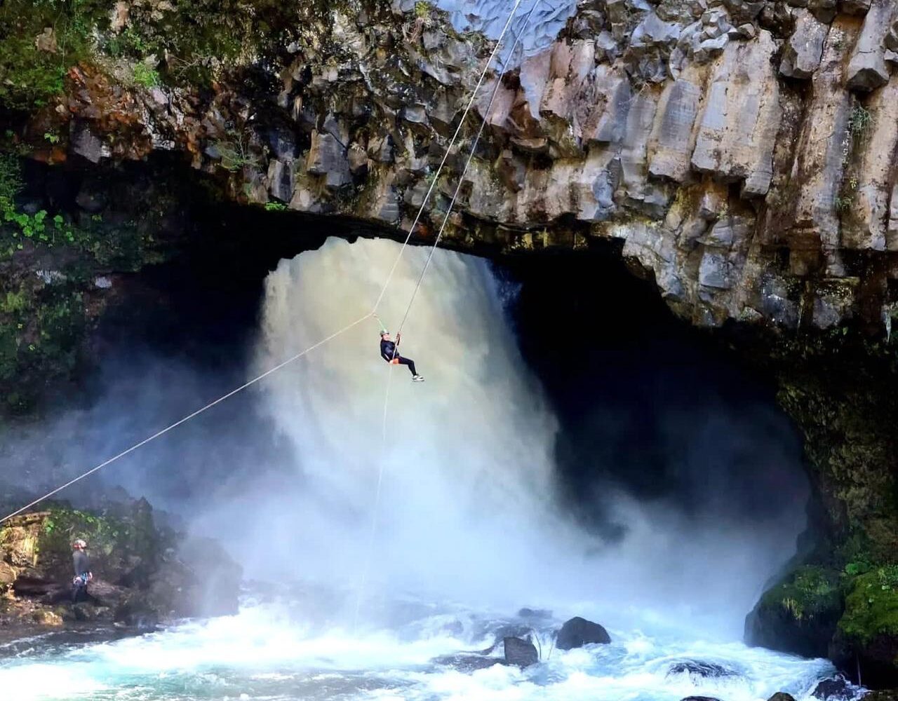 canyoning los mellizos Pucon